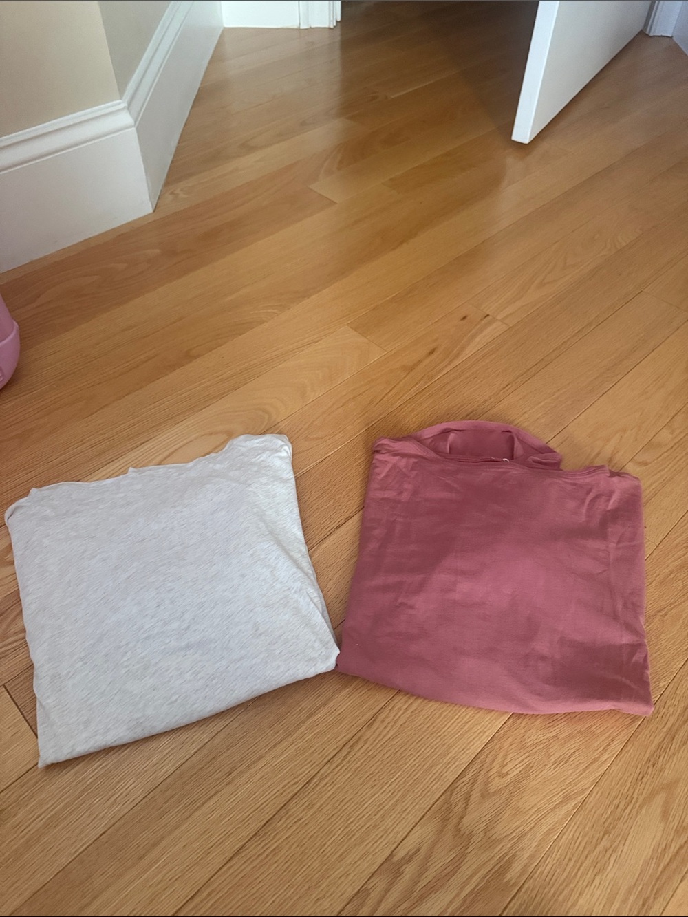 Women’s lululemon  Long Sleeve Basic Tops - Pink and Light oatmeal